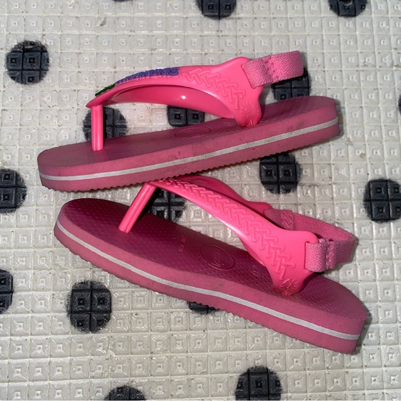 Toddler Havaianas Flip Flops with Back Straps - Picture 3 of 8